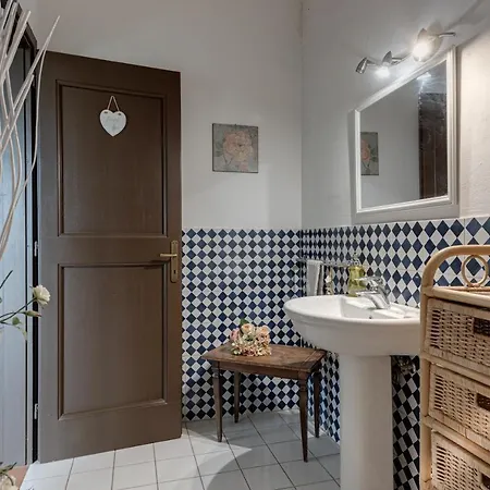 I Fiori Apartment *